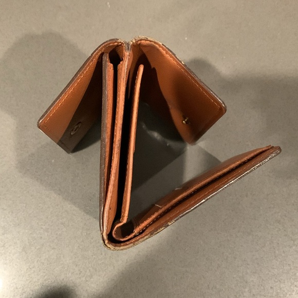 Louis Vuitton Elise tri fold monogram leather wallet with date code TH0916 - Picture 7 of 9